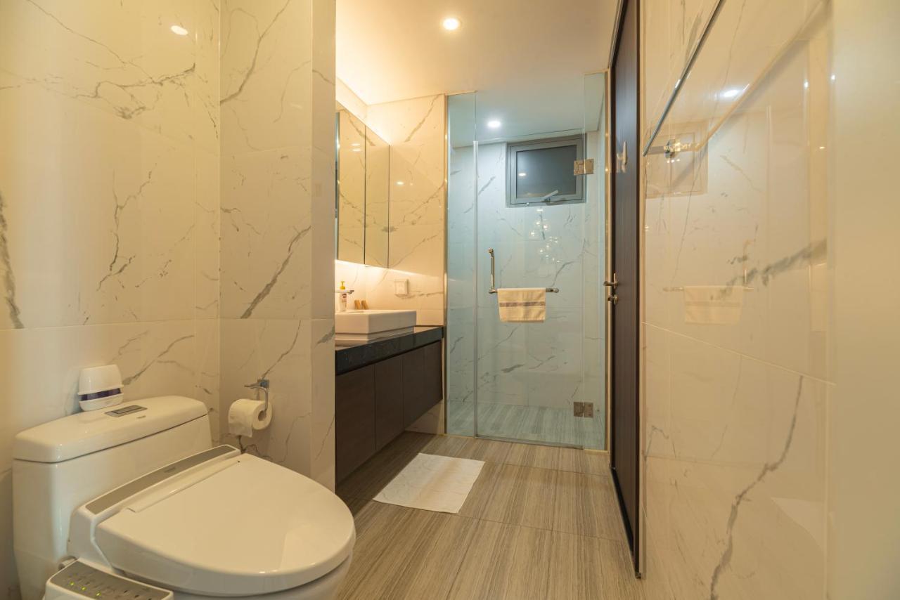 Apartment Fully-equipped Luxury In Central With Downtown And River View Ho Chi Minh City